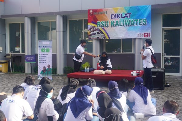 Read more about the article Pelatihan dan Senam Bersama RSU Kaliwates
